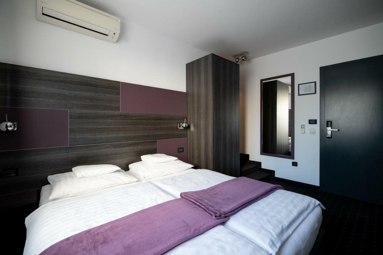 Log In Rooms Zagreb Luaran gambar